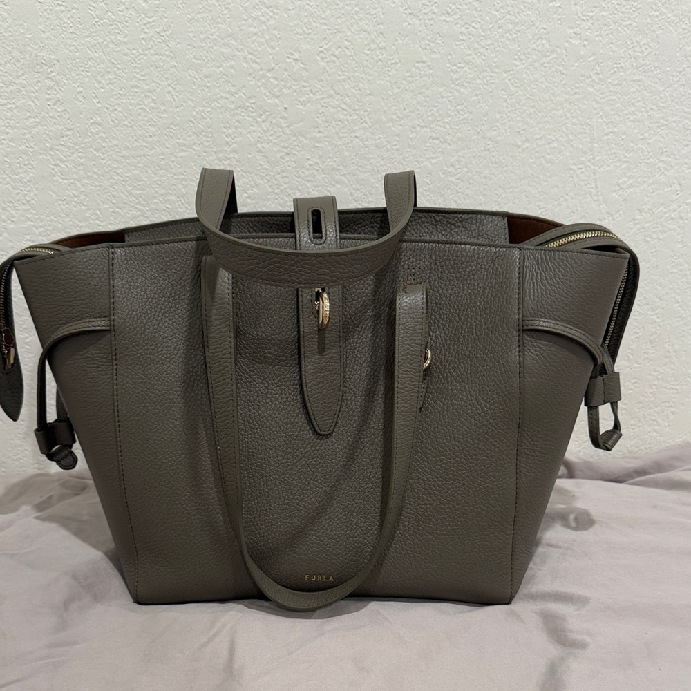 Furla Taupe Leather Tote